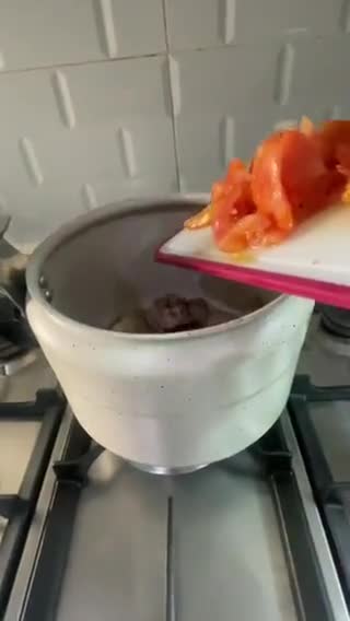 صورة لخطوة 2 من وصفة كبسة ارز باللحم
