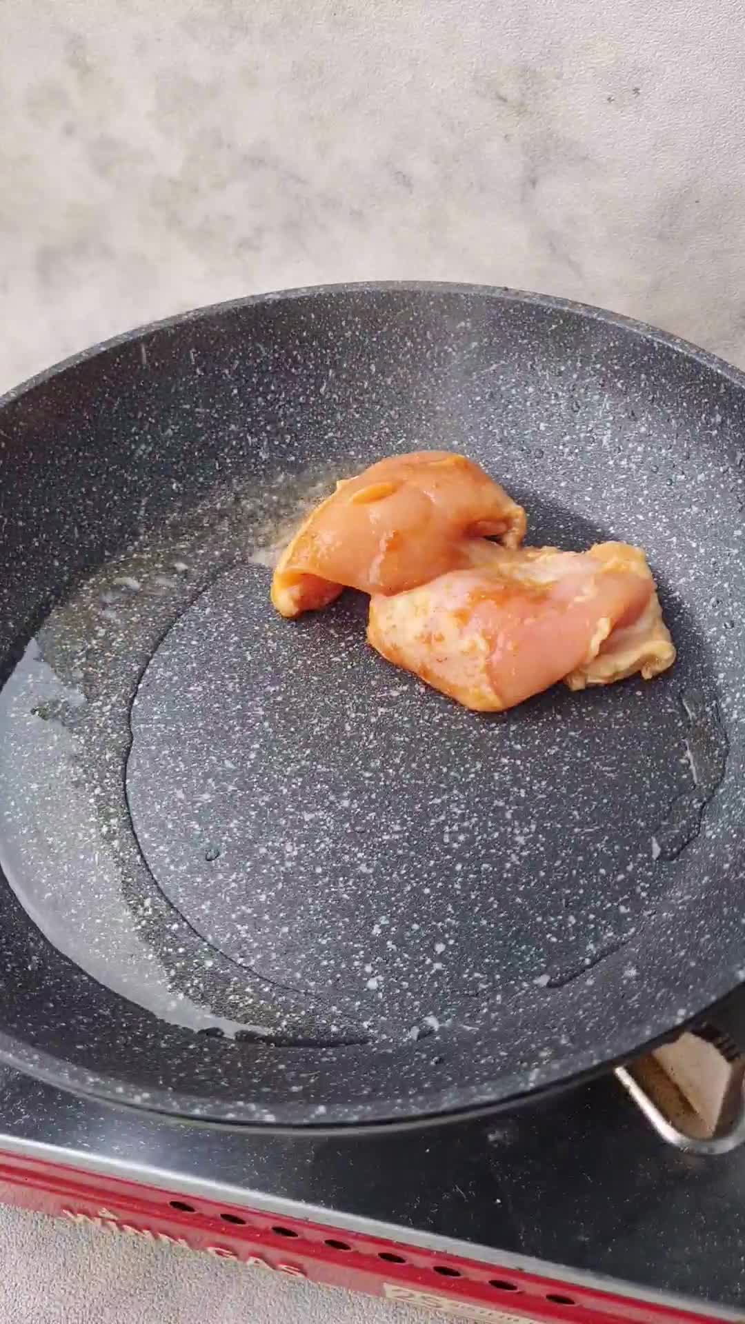 Foto langkah ke 4 dari resep Grill Chicken.
