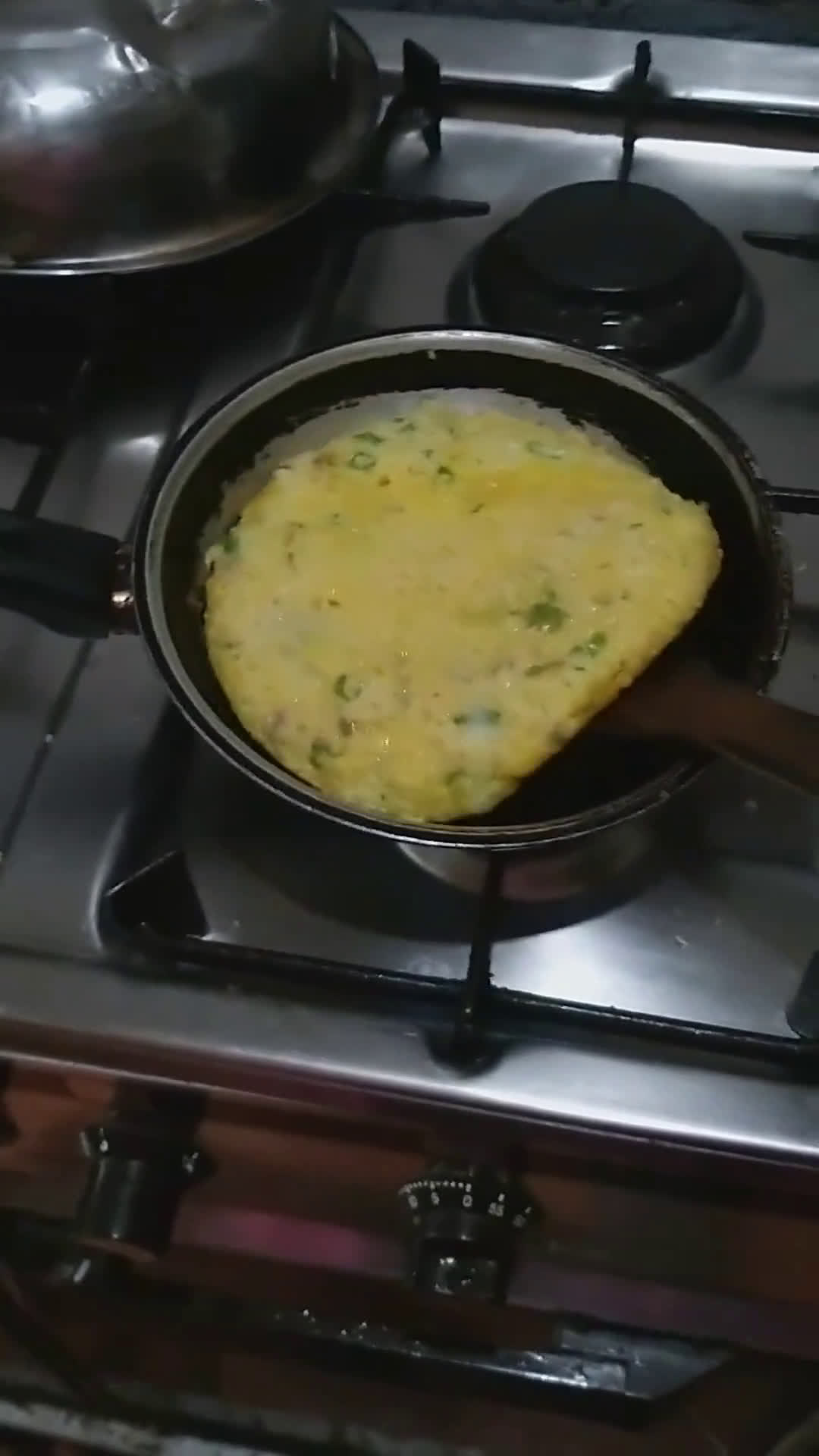 Foto langkah ke 5 dari resep Pizza Nasi (Menu Simple untuk Anak).