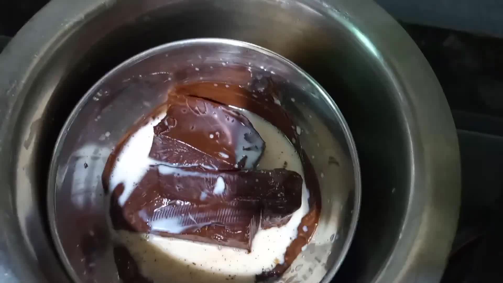 A picture of step 5 of Doughnuts.