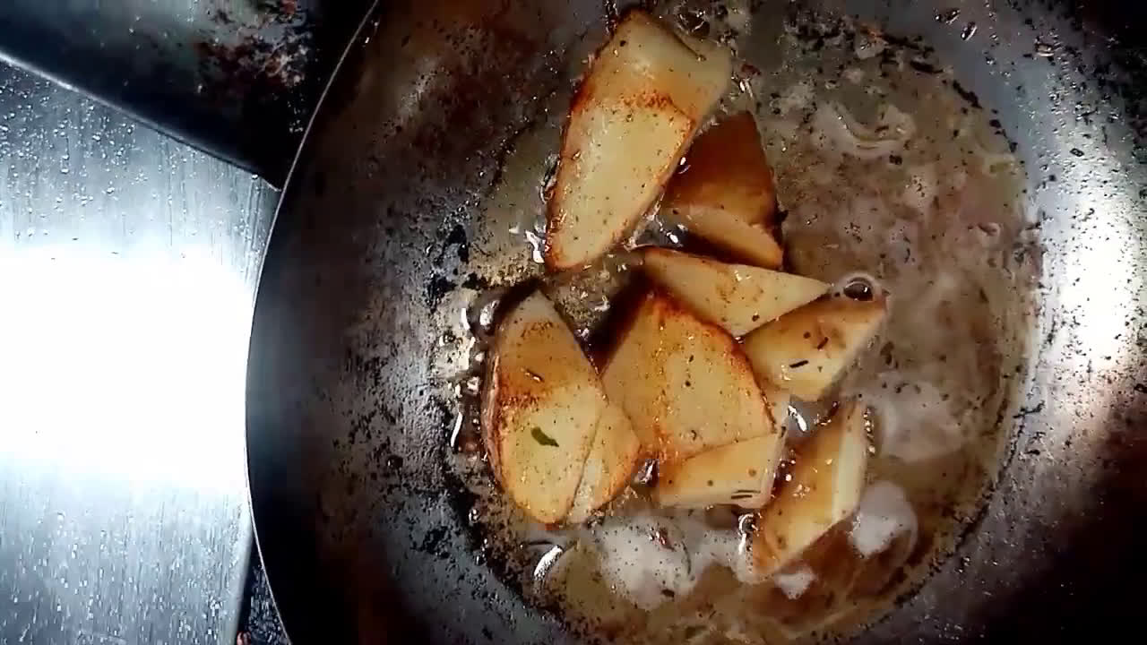 Foto del paso 6 de la receta: Filete de res al perejil, con papas rústicas