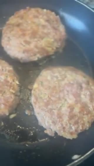 Foto del paso 4 de la receta: Hamburguesas casera ‘extra jugosas’