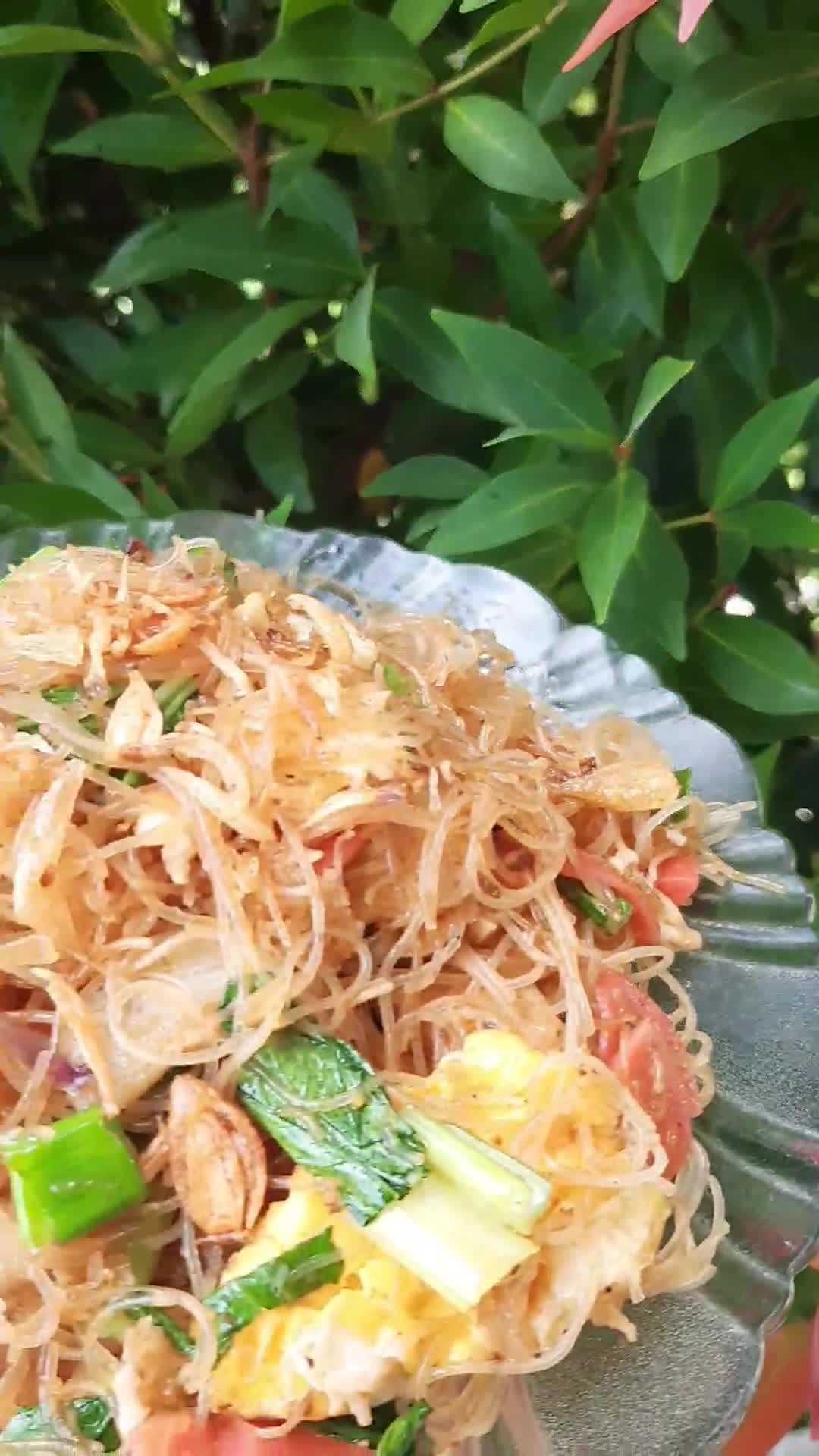 Foto langkah ke 3 dari resep Bihun goreng spesial.