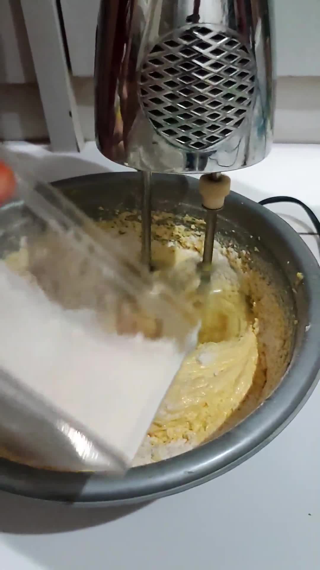 Foto langkah ke 5 dari resep Cake Marmer Jadul teflon.