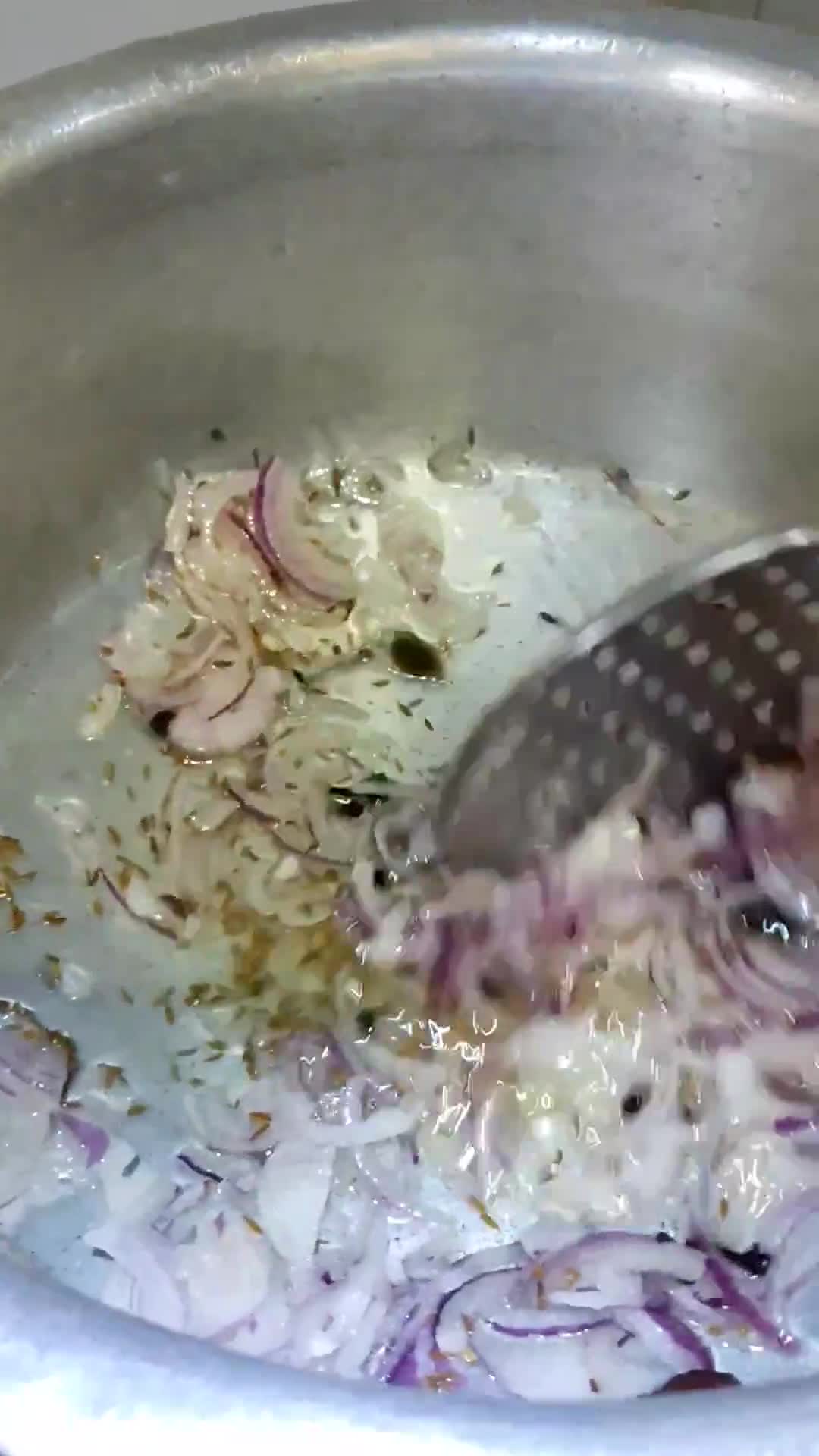 A picture of step 5 of Mutton Yakhni Pulao.