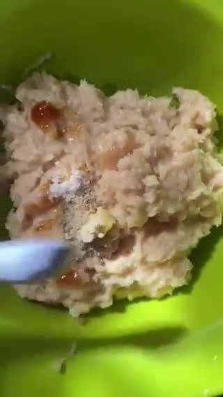 Foto langkah ke 2 dari resep Ayam & Udang Gulung Bayam.