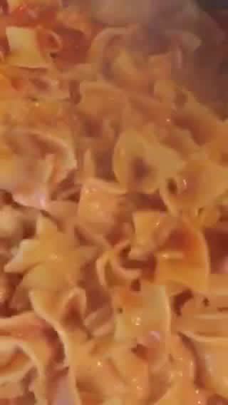 صورة لخطوة 2 من وصفة معكرونة بالكريمة