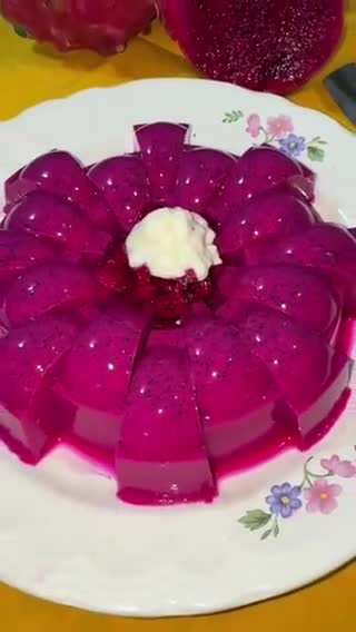 Foto langkah ke 6 dari resep Puding Buah Naga.