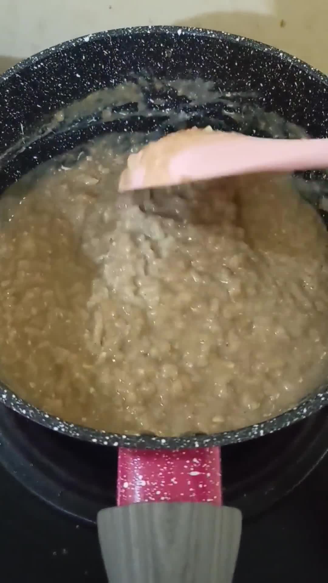 Foto langkah ke 4 dari resep Bubur Hati Ayam Telur Puyuh dan Wortel.