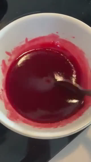 Une image de l'étape 32 de Veggie Fraisier.