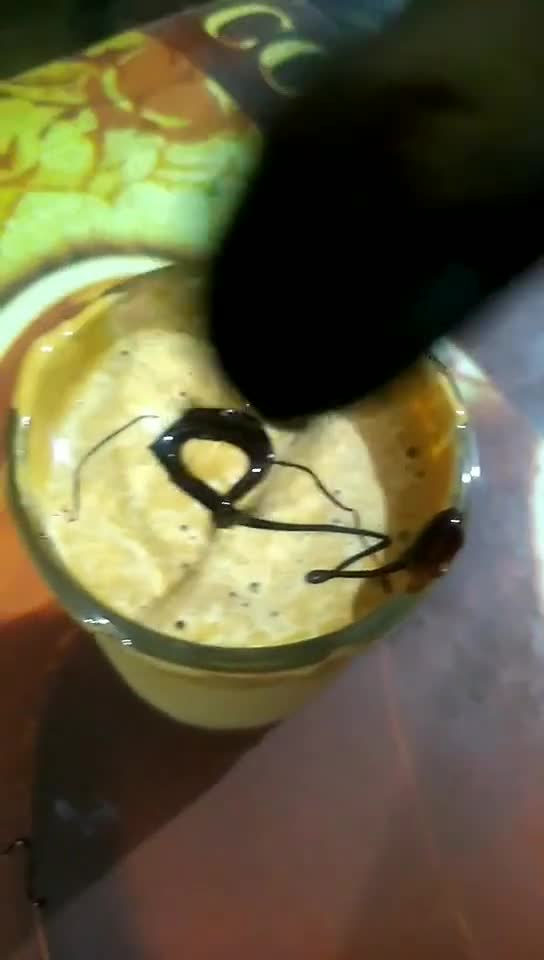 कोल्ड कोफी (Cold Coffee Recipe in Hindi) रेसिपी चरण 10 फोटो