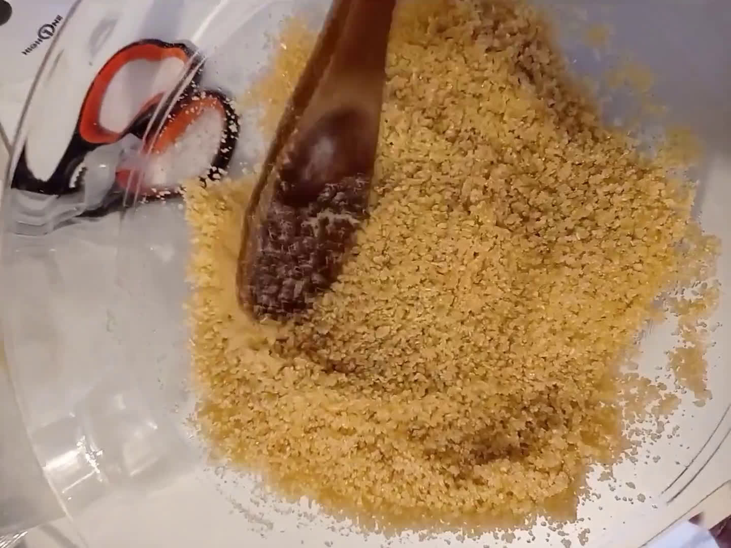 Une image de l'étape 4 de Couscous de manioc accompagné de poisson fourré.
