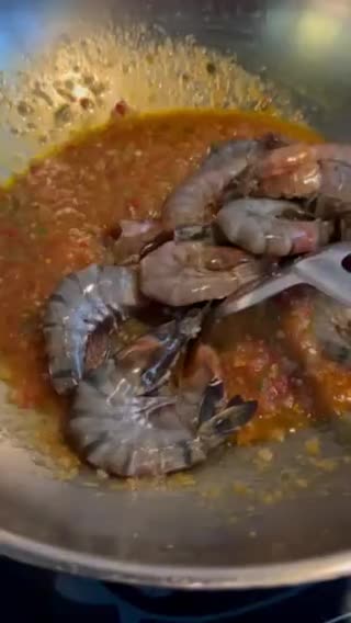 Gambar langkah 3 resipi Udang Masak Berlada.