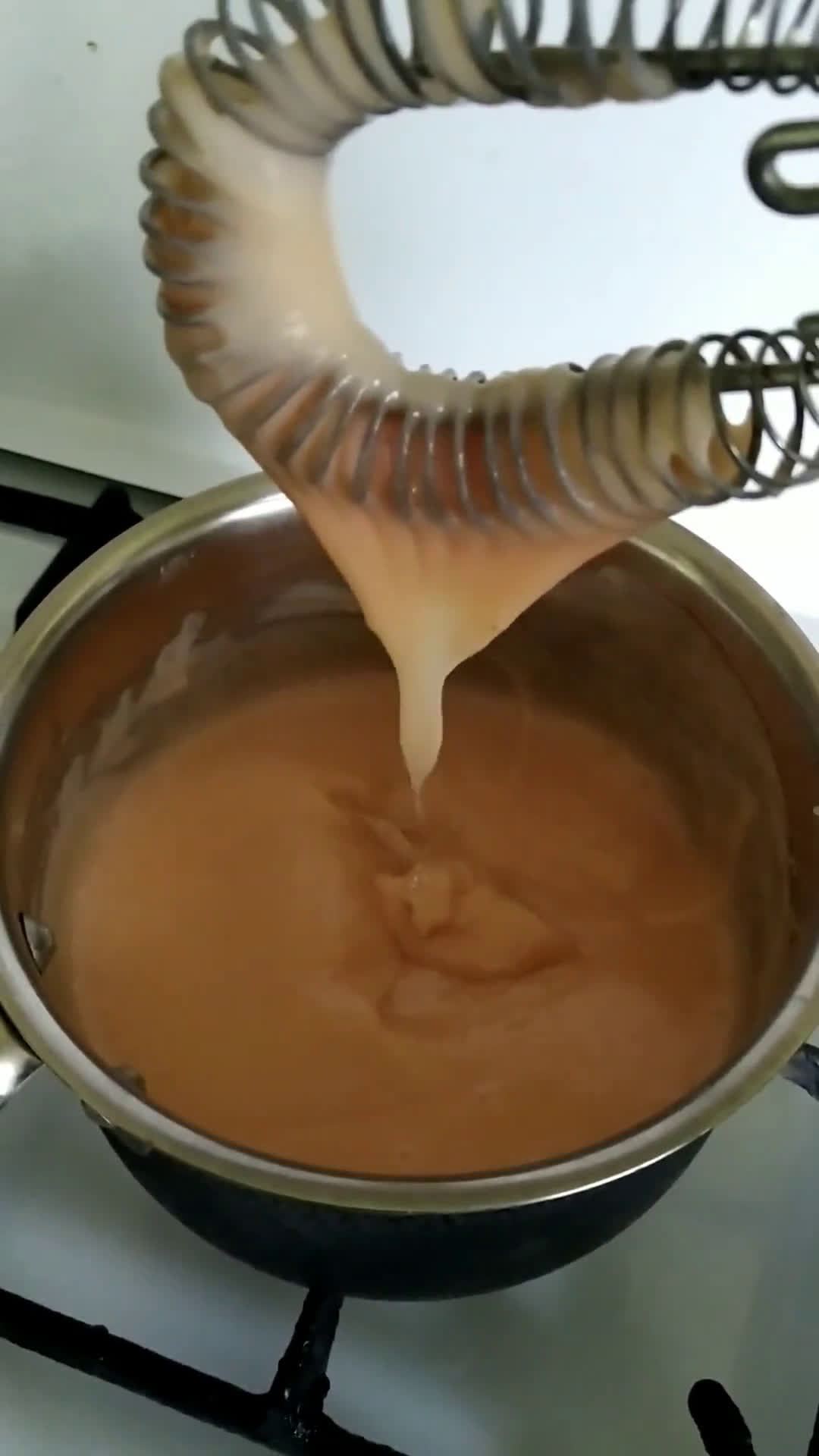 Фото кроку 7 до 🧁Вкусные кексы с заварным кремом.
