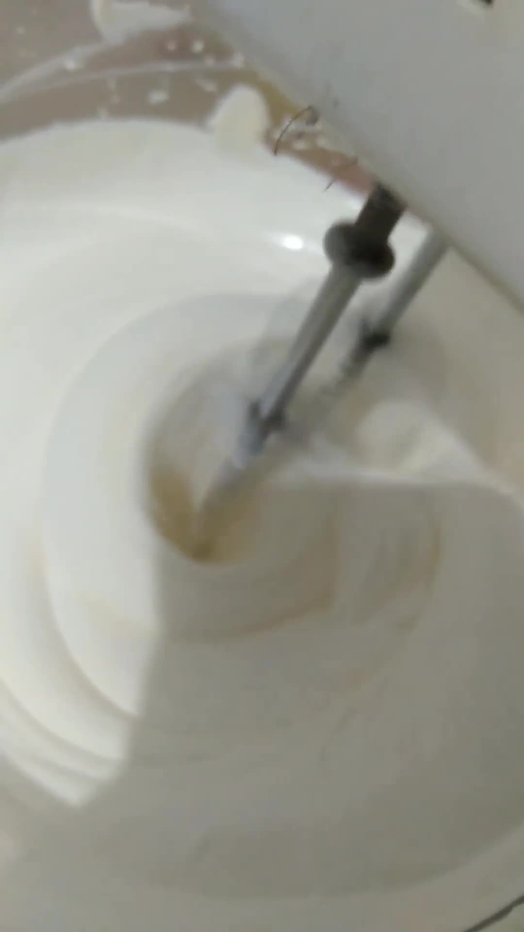 Foto langkah ke 2 dari resep Bolu Marmer Ala Pak Sahak.