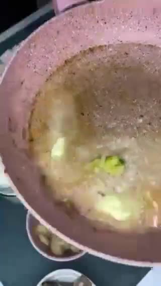 صورة لخطوة 4 من وصفة ستروغنوف الدجاج
