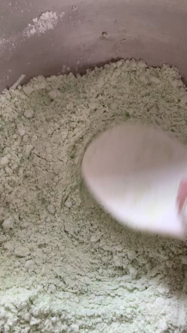 Foto langkah ke 5 dari resep Kue Putu Bambu.