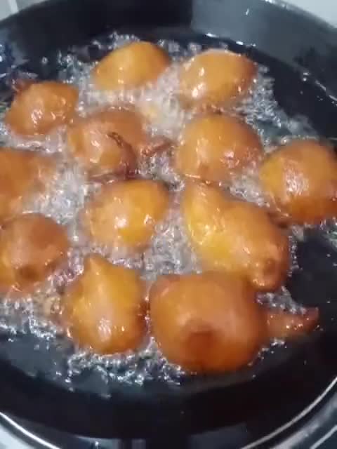 Gambar langkah 3 resipi Cekodok Pisang Gluten Free.