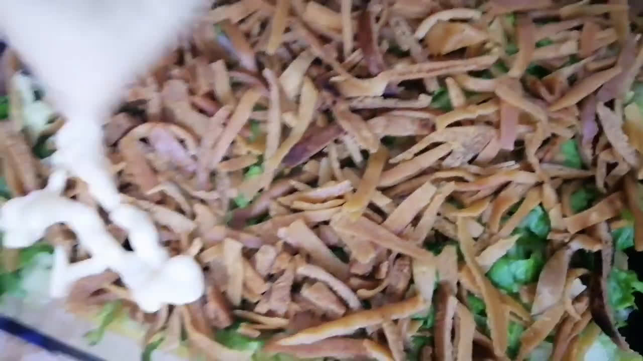 صورة لخطوة 6 من وصفة صينية كوسه وبطاطس بصوص الجبن🧀