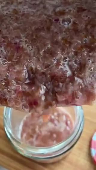 Foto del paso 8 de la receta: Mermelada de pétalos de rosas