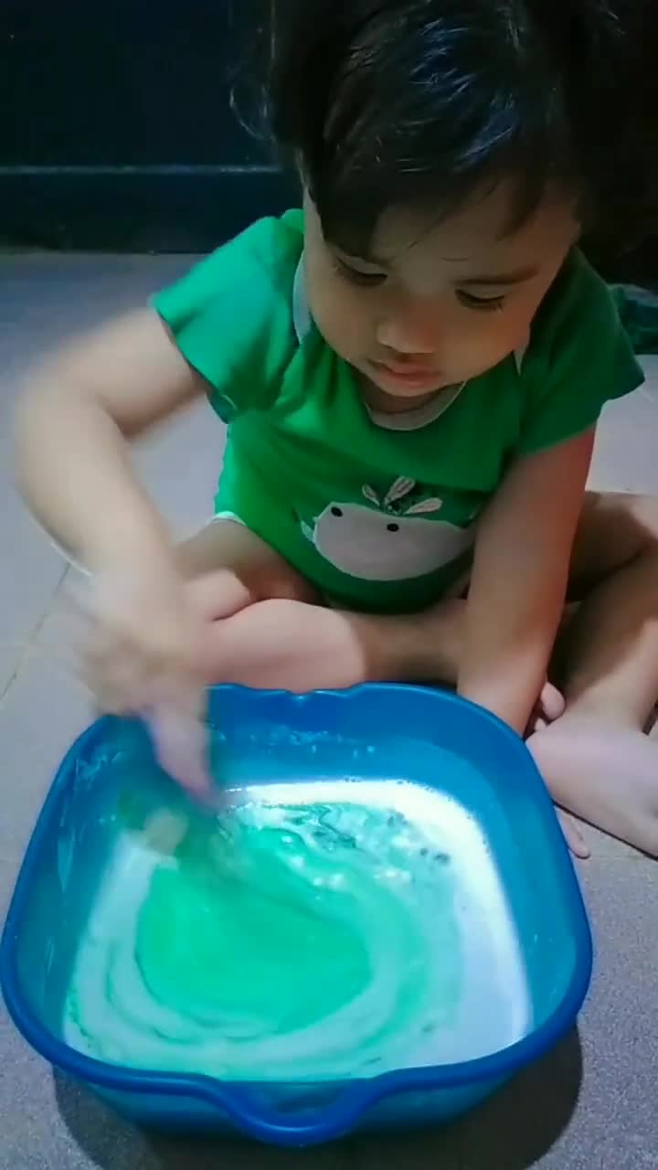 Foto langkah ke 5 dari resep Es Pisang Ijo Segar.
