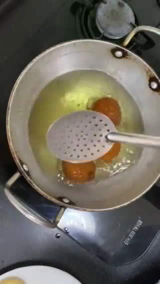 Makkan Peda ரெசிபி ஸ்டேப் 4 புகைப்படம்