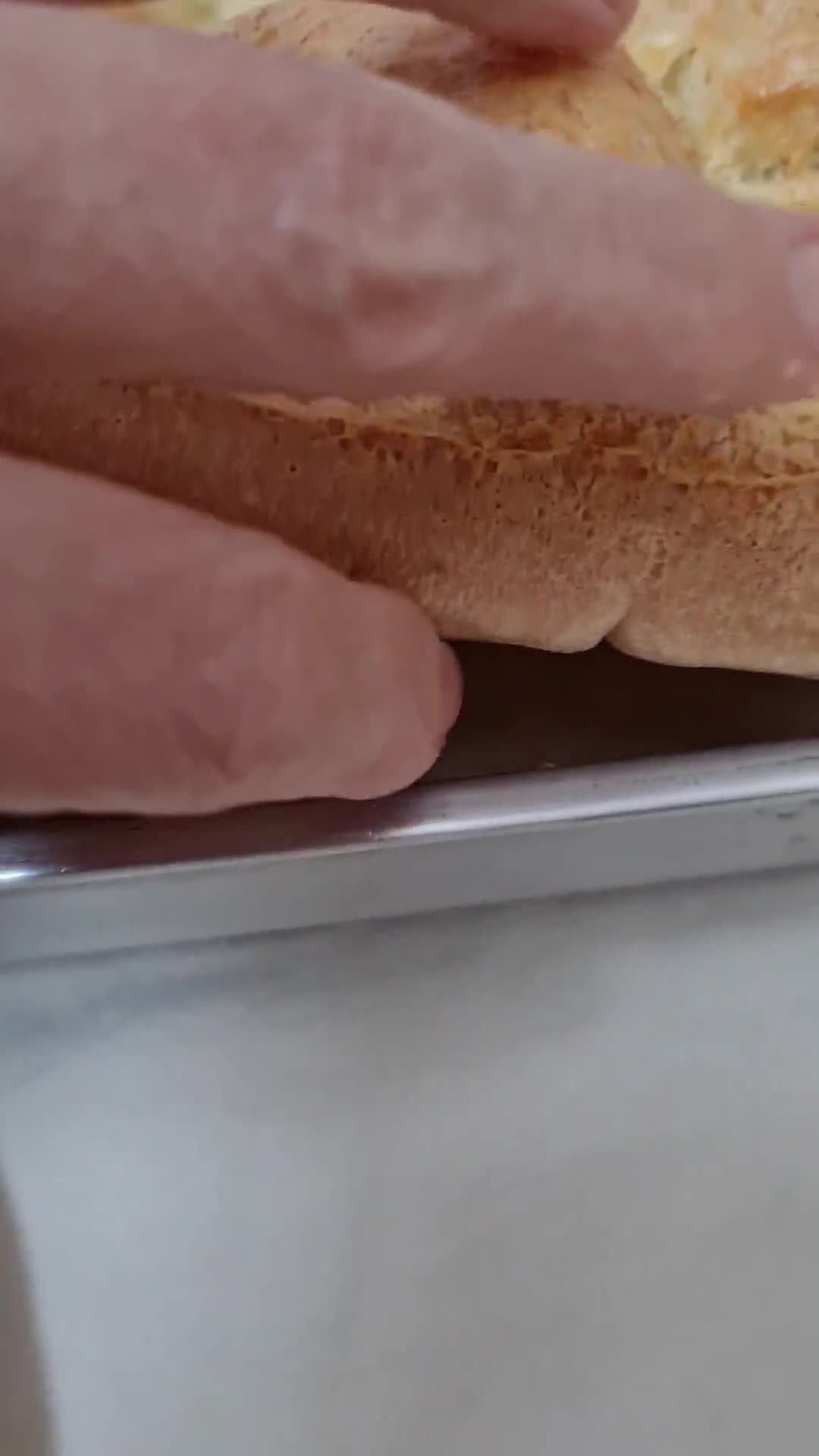 Foto del paso 6 de la receta: Pan de queso montaña rusa 🇧🇷 Pão de queijo de assadeira 🇧🇷 Biscoito montanha russa com dicas 😉