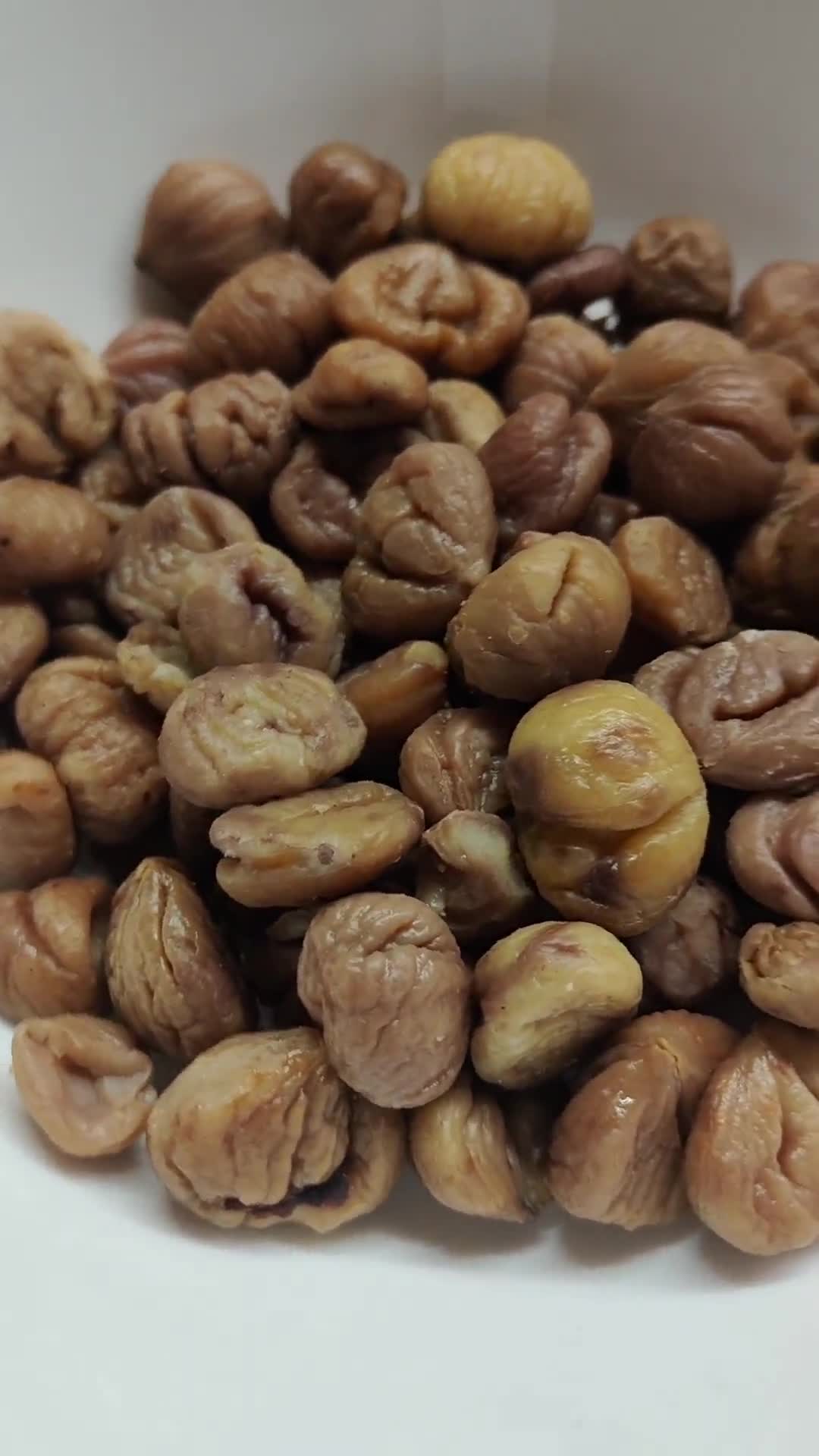 Foto del passaggio 2 della ricetta Crema di castagne limone e brandy