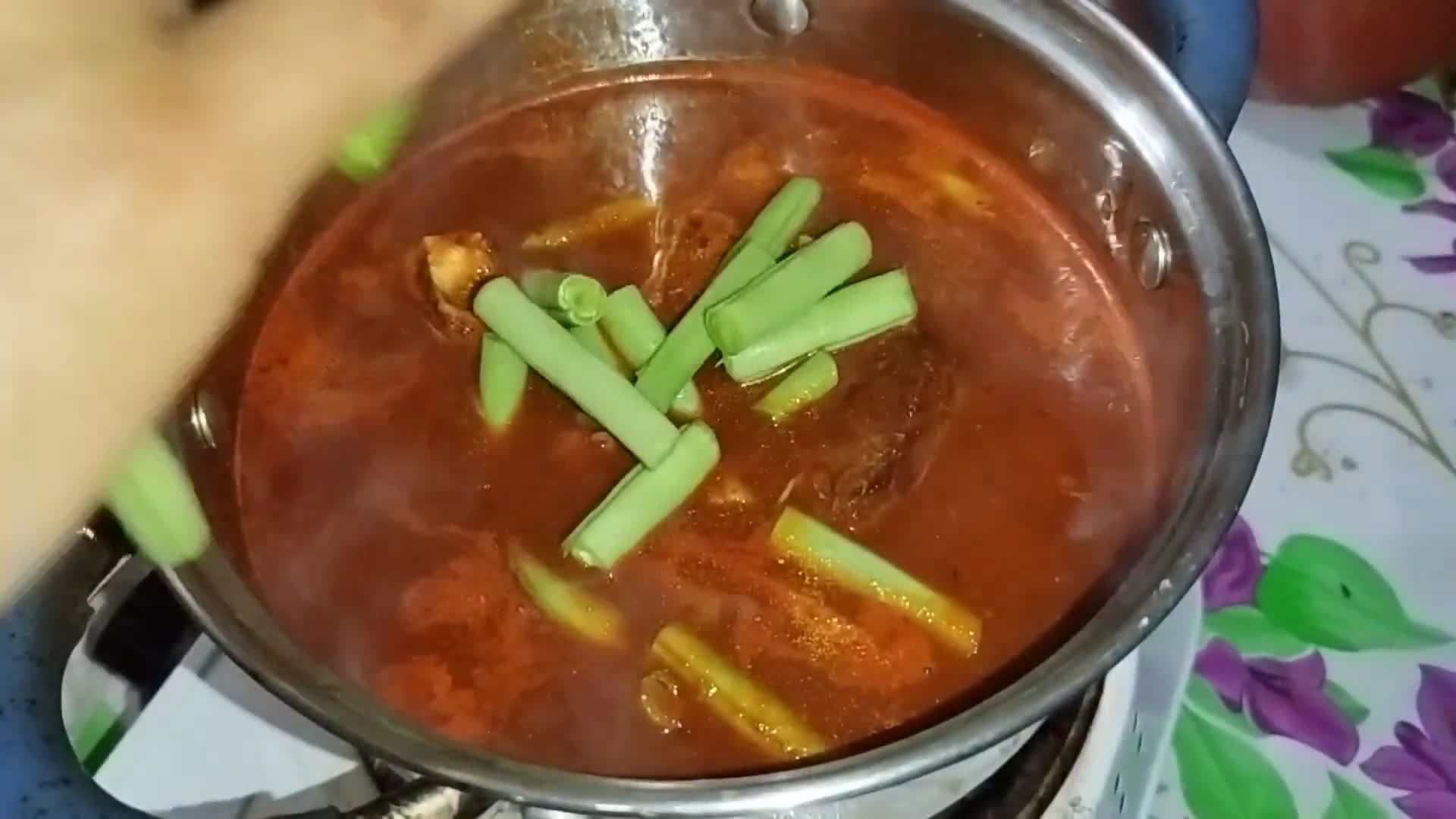 Foto del paso 4 de la receta: Mole de caderas