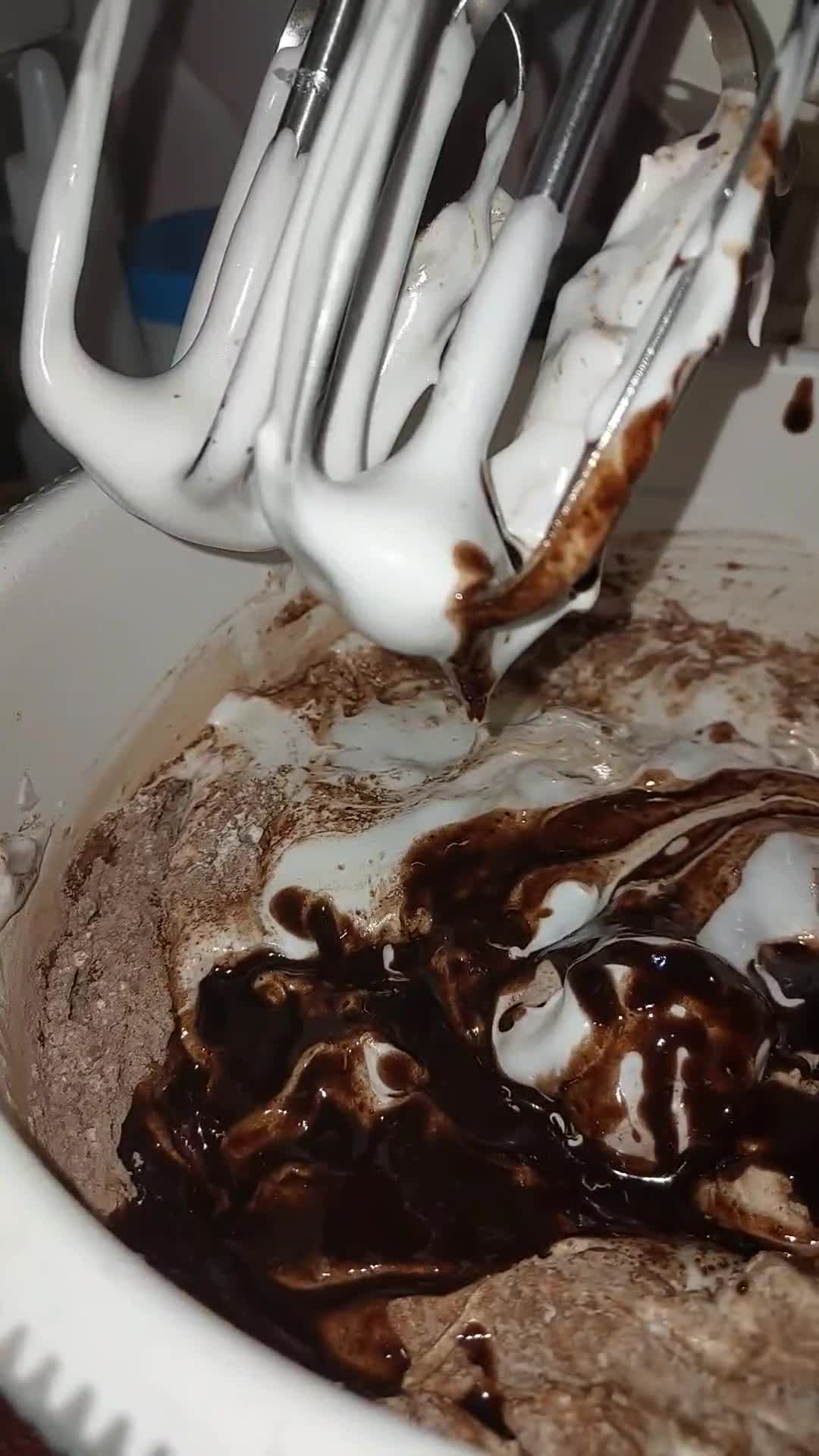 Foto langkah ke 3 dari resep Brownies kukus Putih Telur.