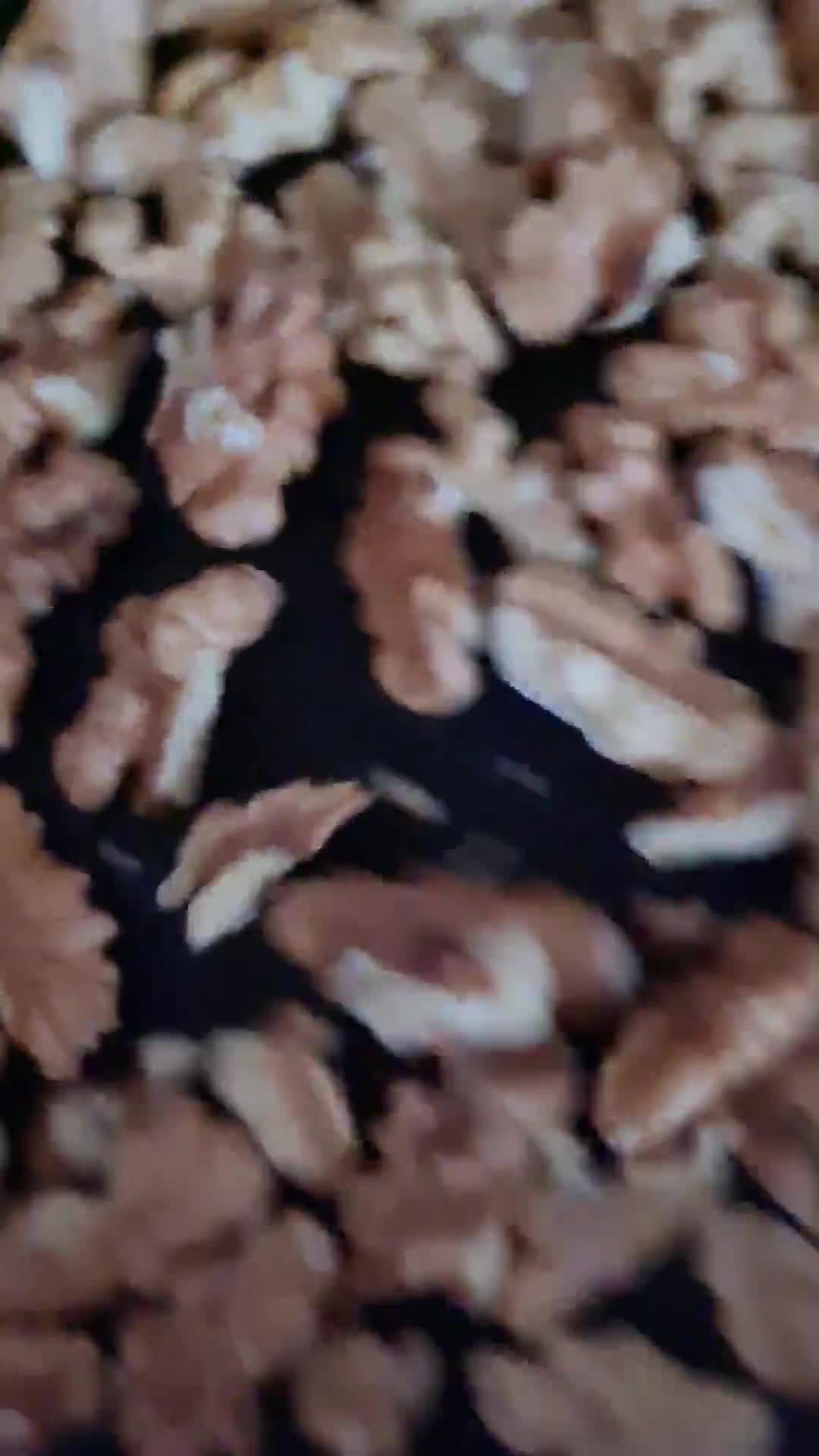 Foto del paso 2 de la receta: Granola a la canela, sin azúcares agregados ni edulcorantes ni miel (proteica y vegana)