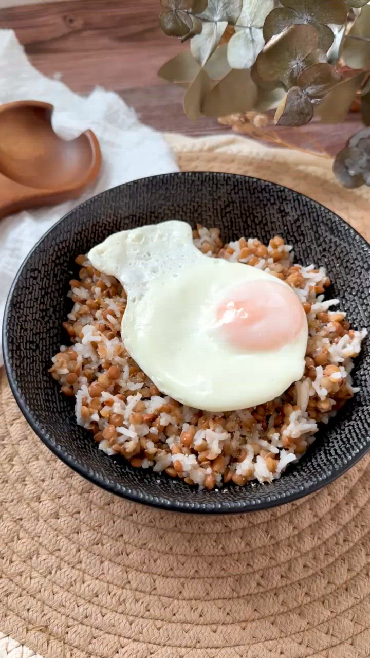 Foto del paso 5 de la receta Lentejas con arroz y huevo a la plancha