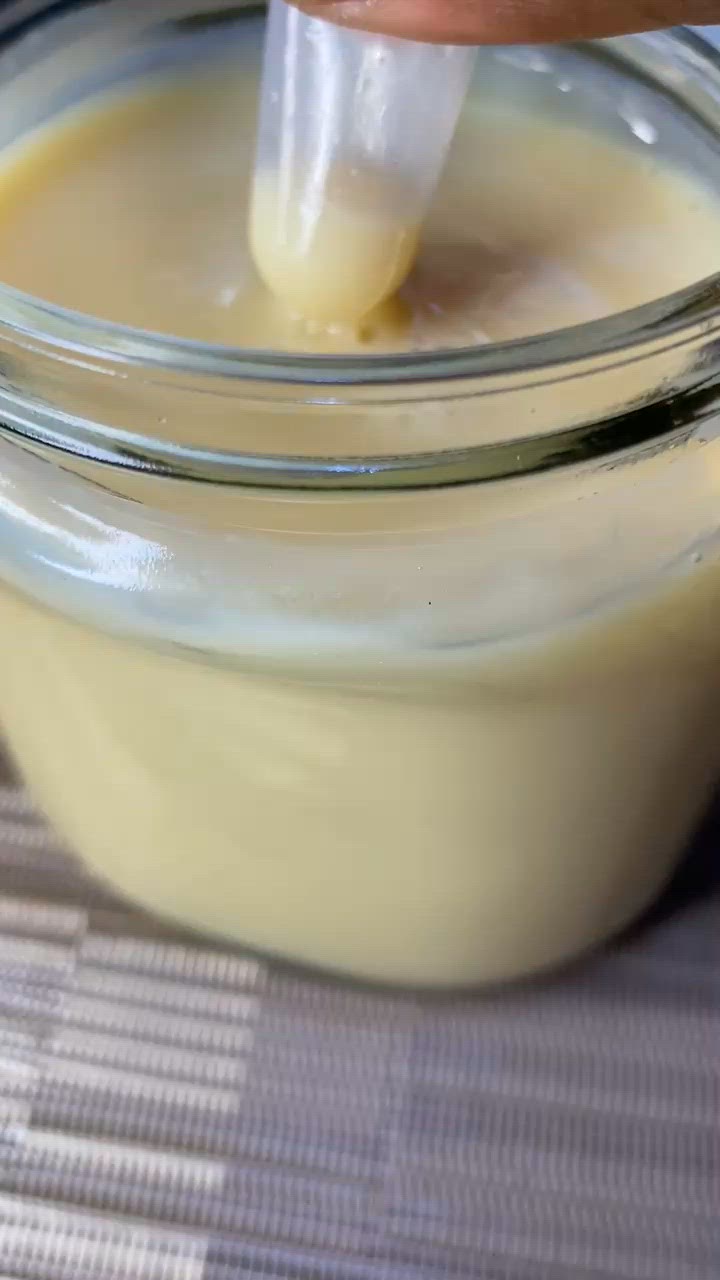 A picture of step 4 of Homemade Condensed milk.