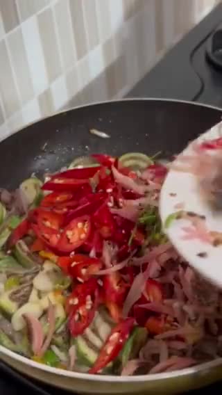 Foto langkah ke 7 dari resep Sambel kecombrang terong teri.