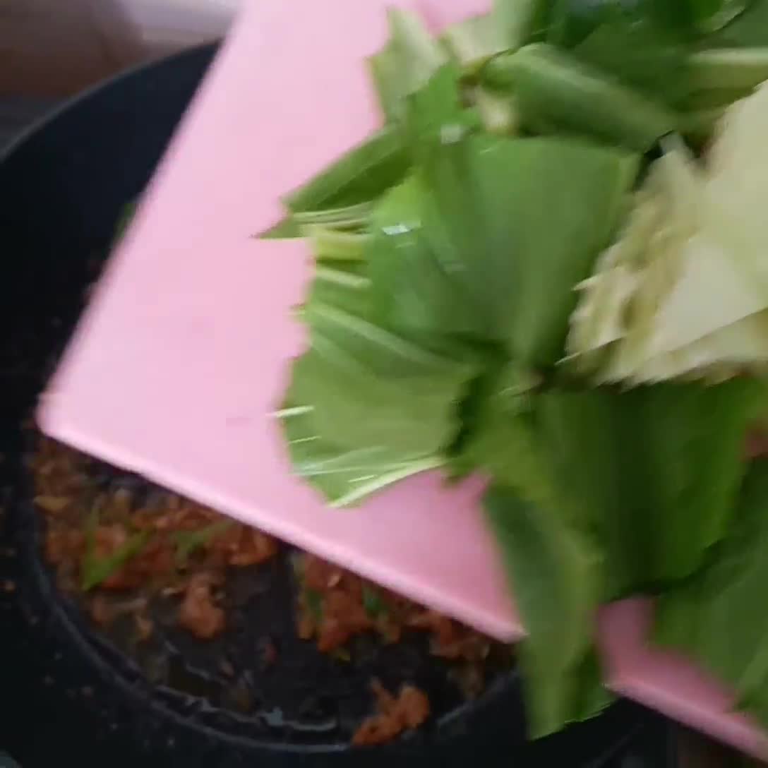 Foto langkah ke 3 dari resep Mie Kluntung Khas Surabaya.