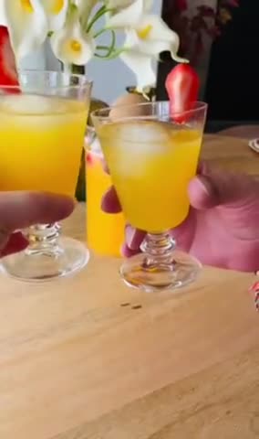 Foto del paso 4 de la receta: Sangría de Cava 🍾 🍑 🍋 🍊 🍓