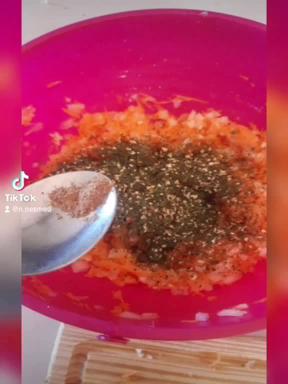 Foto del paso 3 de la receta: 😍 HAMBURGUESAS CASERAS 😍 Súper fácil y rápido de hacer. ❤