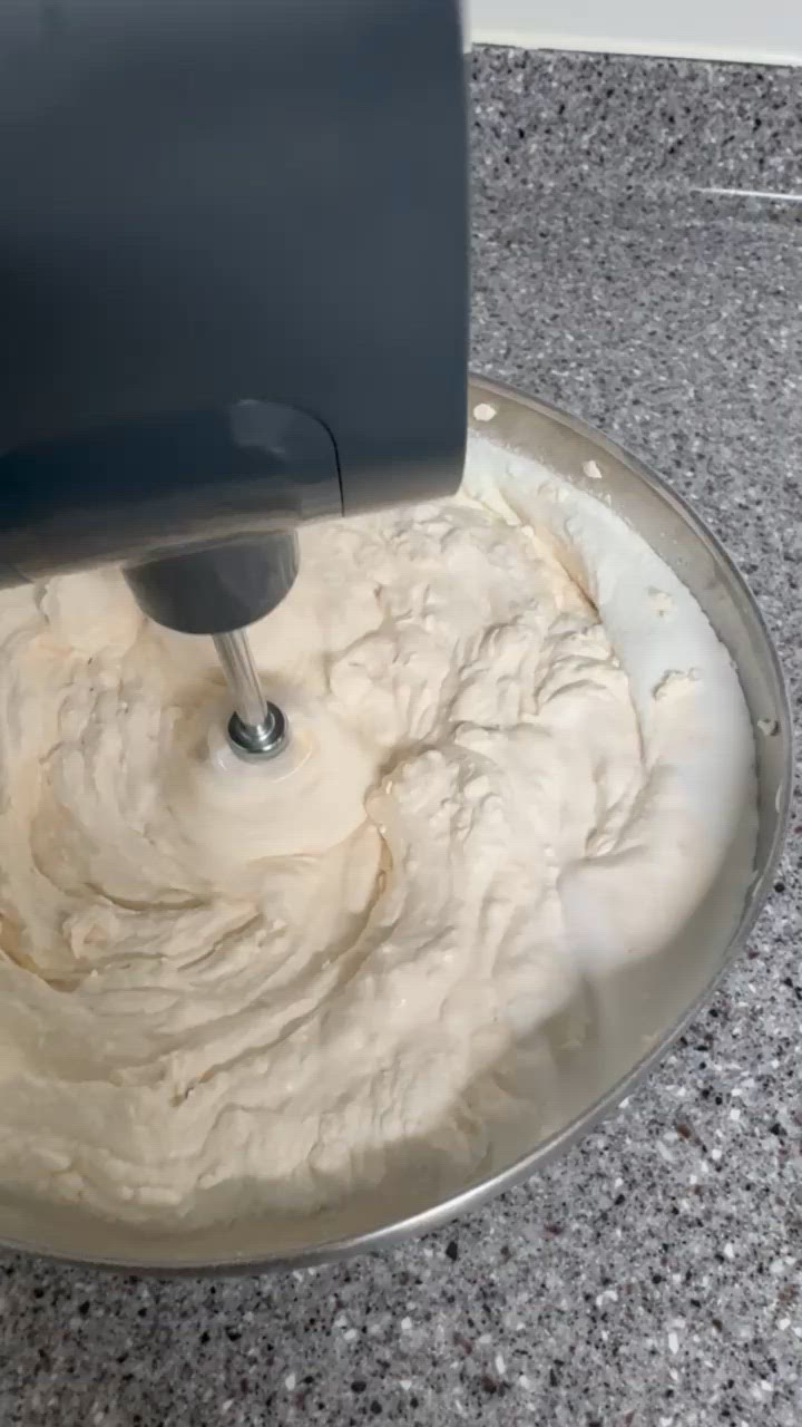 Foto del passaggio 3 della ricetta Mousse al Dulche de Leche e Biscoff