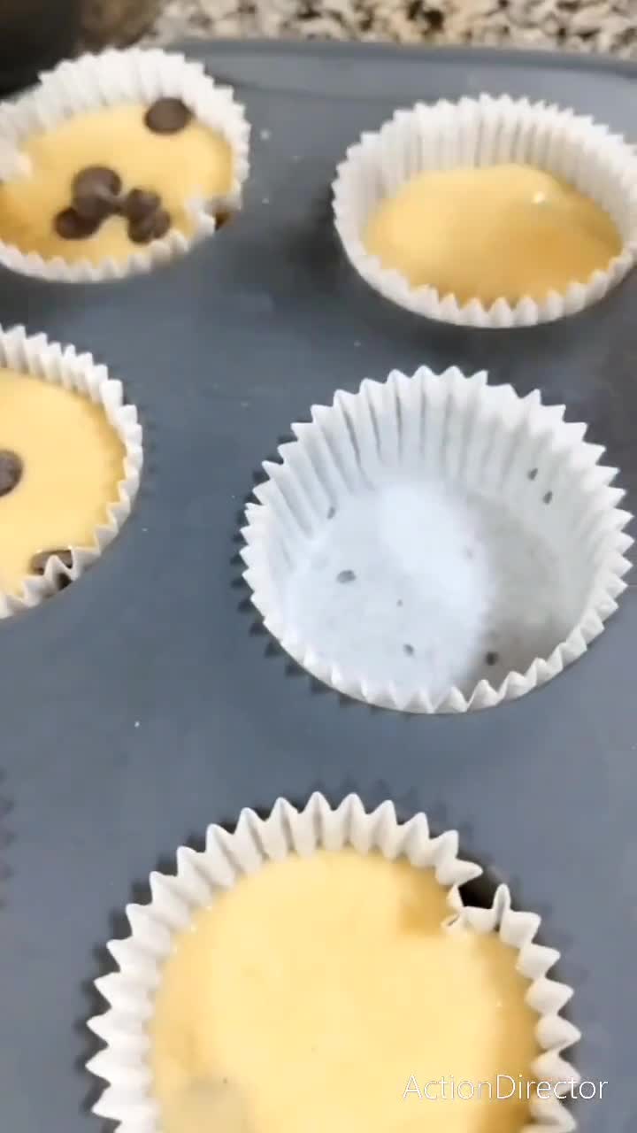 Foto del paso 3 de la receta: Magdalenas de plátano y gotas de chocolate en el microondas