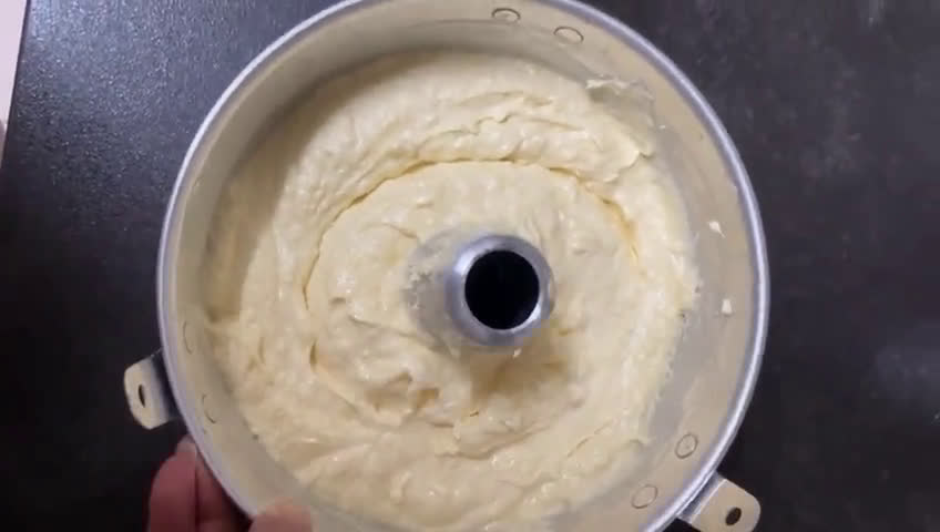 Gambar langkah 7 resipi Tapai butter cake / permented cassava butter cake.