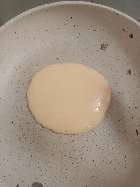 Foto langkah ke 3 dari resep Pancake anti gagal.