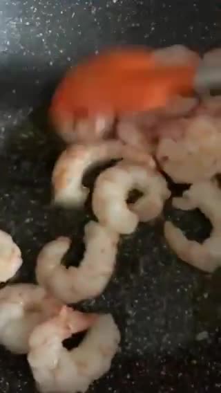 Foto del paso 8 de la receta: Macarrones de marisco, con caldo Dashi y salsita de leche coco