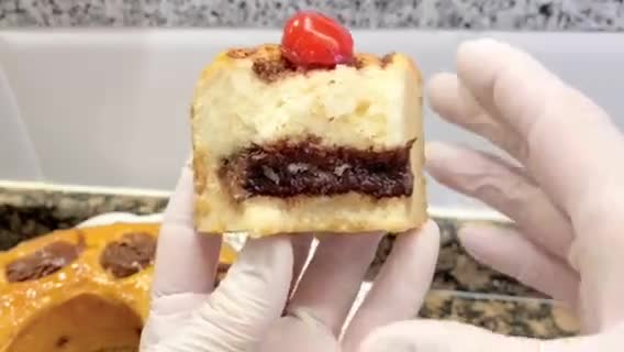 Foto del paso 17 de la receta: Pastel de yogur relleno con Nutella “sin huevos”