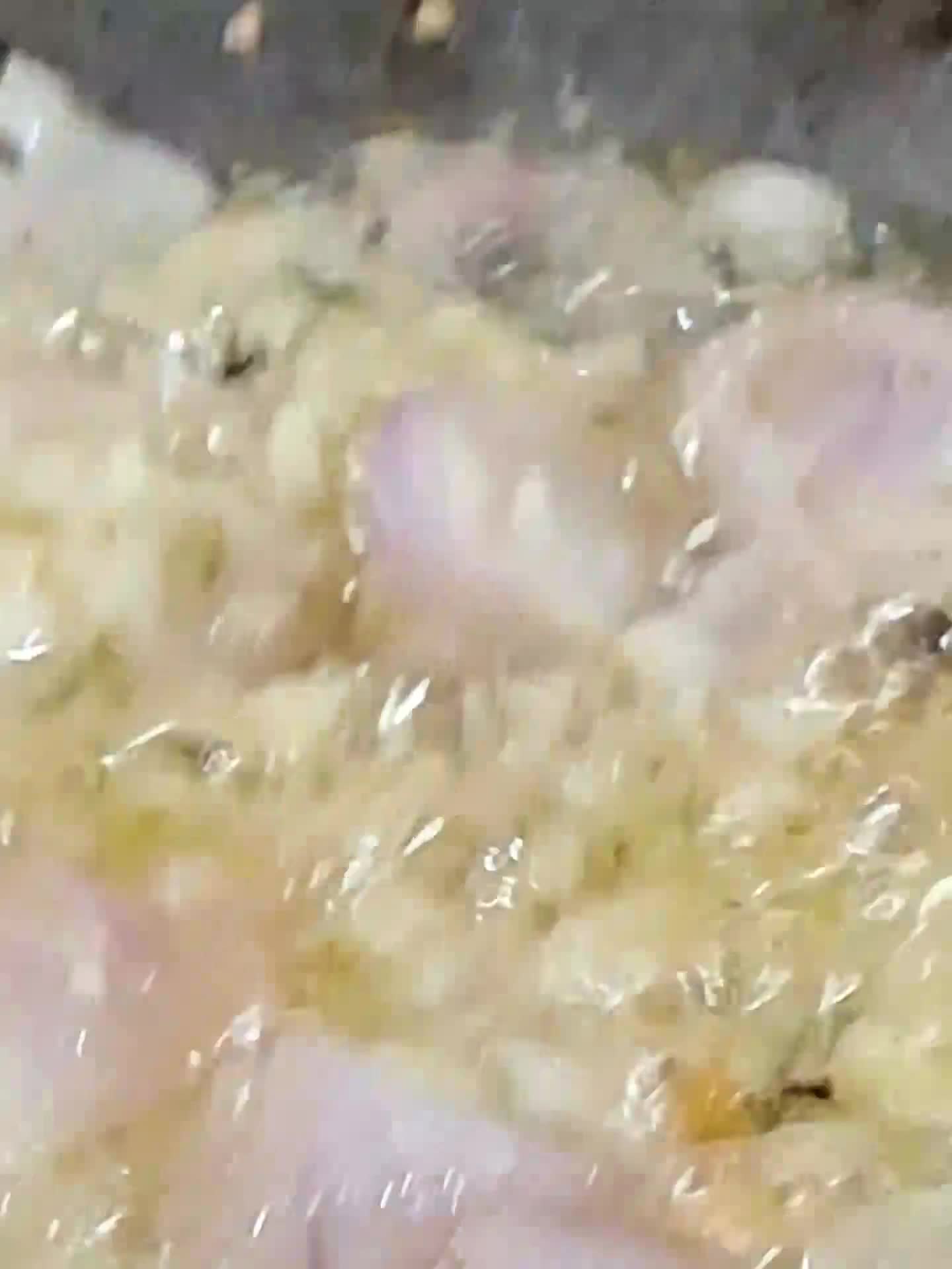 Foto langkah ke 3 dari resep Tumis Pokcoy Campur.