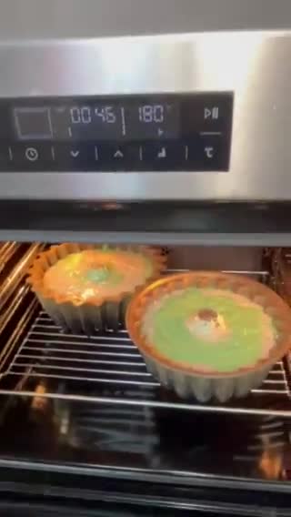 Foto langkah ke 4 dari resep Cake Tape Pandan Keju.
