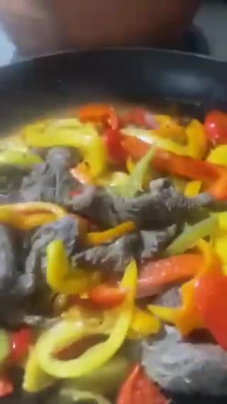 Foto del paso 6 de la receta: Fajitas gri🍴una especialidad de mi casa hecho en México Mexican curios 🥑