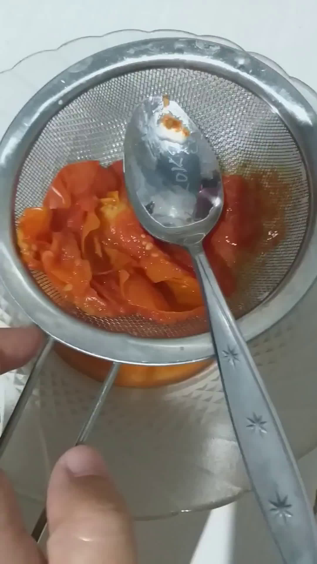 Foto langkah ke 4 dari resep Snack MPASI Tinggi Kalori - Kentang Tomat Kukus.