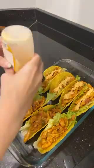 صورة لخطوة 4 من وصفة تاكو دجاج 🌮