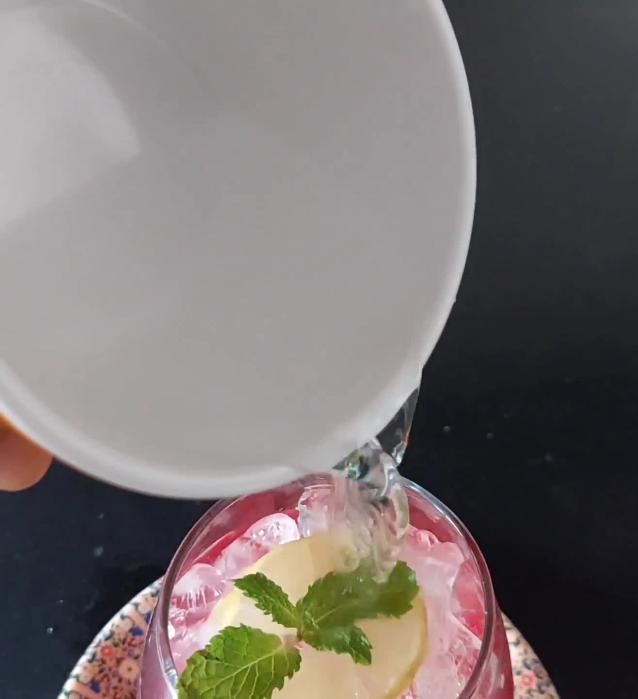 સ્ટ્રોબેરી શીકંજી (Strawberry Shikanji Recipe In Gujarati) રેસીપી સ્ટેપ3ફોટો