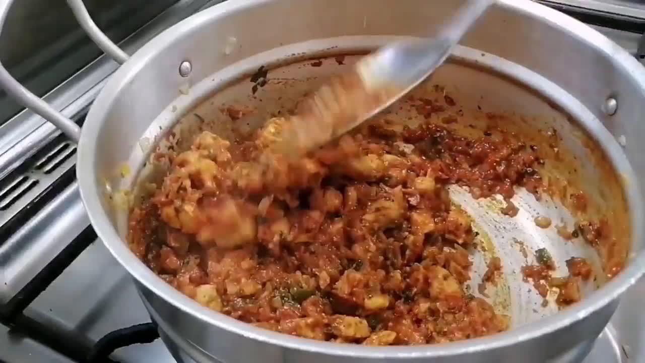 صورة لخطوة 3 من وصفة معكرونه القصدير